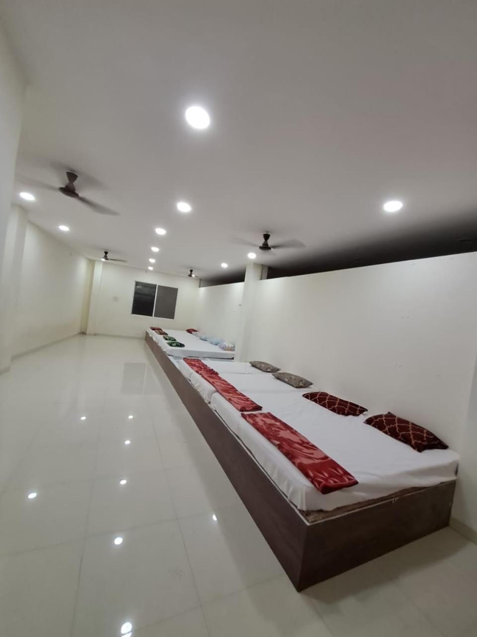 Shree Sawariya Yatri Grah Hotel Ujjain Eksteriør billede